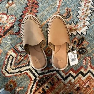 Sanuk Leather Slip On Clogs